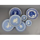 A Quantity of Wedgwood Plates, including Christmas 1974 depicting The Houses of Parliament approx 20