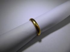 A 22ct Yellow Gold Wedding Band, size M, approx 5.1 gms.
