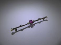 Antique 18ct White Gold (tested) Tourmaline and Pearl Brooch, approx 60 mm, approx 2.4 gms. 6.5 x