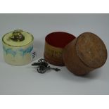 ORIENTAL CERAMIC POT WITH FROG LID & LACQUERED POT