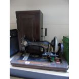 GRITZNER SEWING MACHINE IN WOODEN CARRY BOX