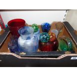 ASSORTED GLASS VASES