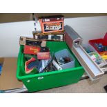 BOX OF MODEL RAILWAY 00 GAUGE LOT FOR SPARES OR RE