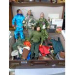 CASE WITH ACTION MEN & ACCESSORIES