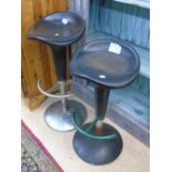 PAIR OF BLACK BAR STOOLS