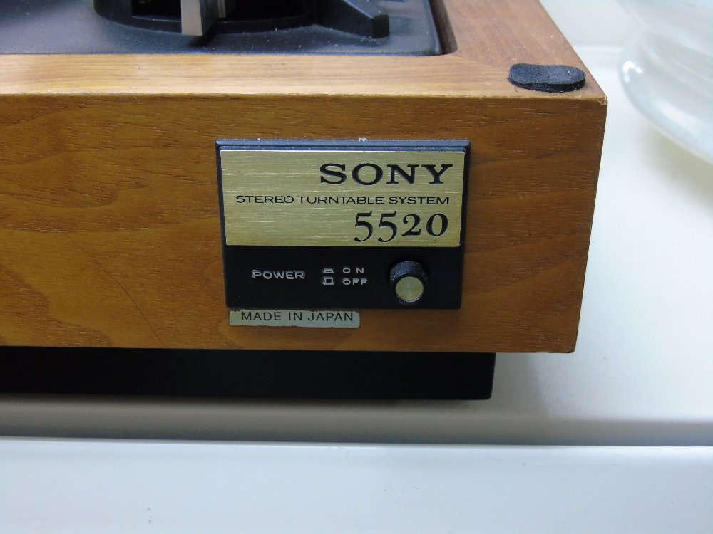 SONY 5520 RECORD PLAYER - Image 2 of 2