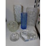 6 PIECES OF STUDIO GLASS