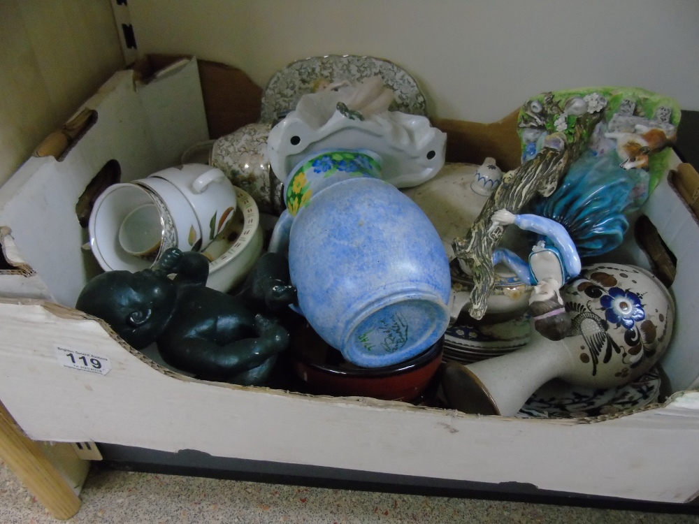 LARGE BOX OF ASSORTED CERAMICS