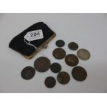 VICTORIAN PURSE AND A SMALL QUANTITY OF COINS INCLUDING GEORGIAN