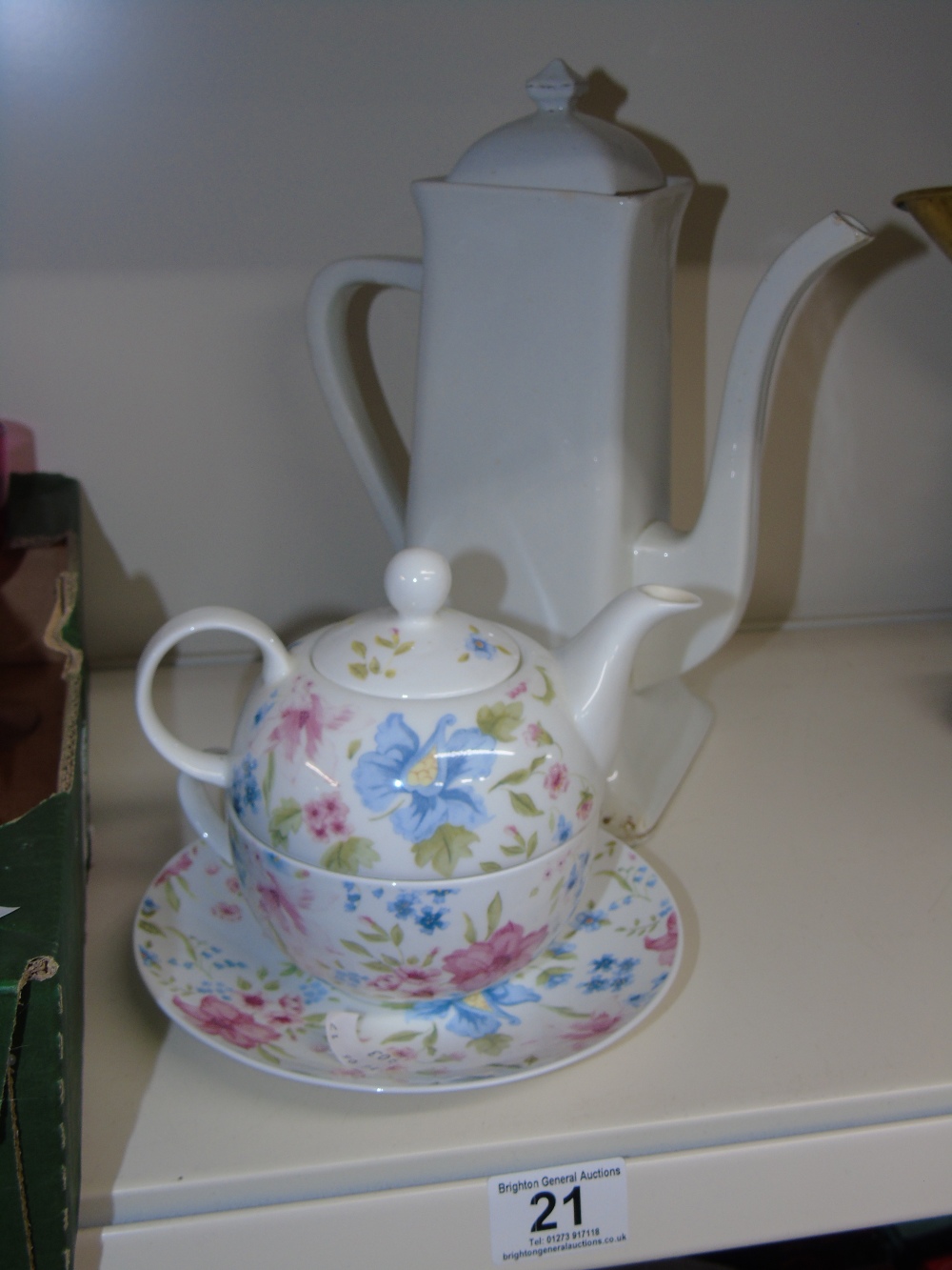 VINTAGE COFFEE POT & WHITTARDS T-4-1 - Image 2 of 2