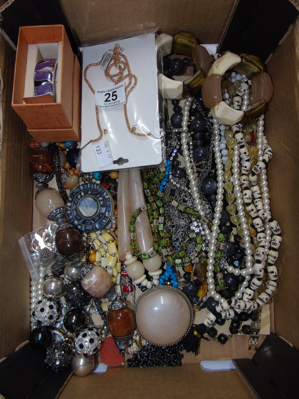 QUANTITY OF COSTUME JEWELLERY - Image 2 of 3