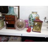 MIXED LOT INCLUDING A ROYAL DOULTON FIGURE AND GLASS LIGHT SHADE