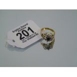 18 CT GOLD RING WITH DIAMONDS & SAPPHIRE