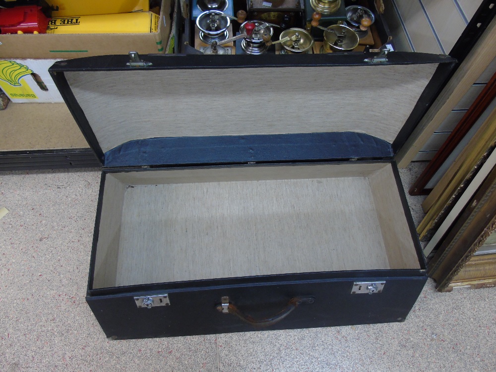 CAR STORAGE BOX - Image 2 of 2