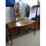 VINTAGE DRESSING TABLE WITH TRIPLE MIRROR