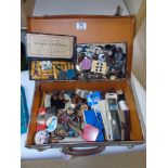 VINTAGE SUITCASE OF ASSORTED SEWING ITEMS