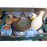 MIXED LOT INCLUDING A HAND PAINTED OSTRICH EGG AND WOODEN CLOGS