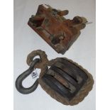 VINTAGE WOODEN PLANE & PULLEY