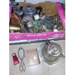 BOX OF MIXED SIVER PLATE & PEWTER ITEMS