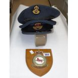 2 AIR FORCE HATS + ROYAL AUXILIARY AIR FORCE PLAQUE