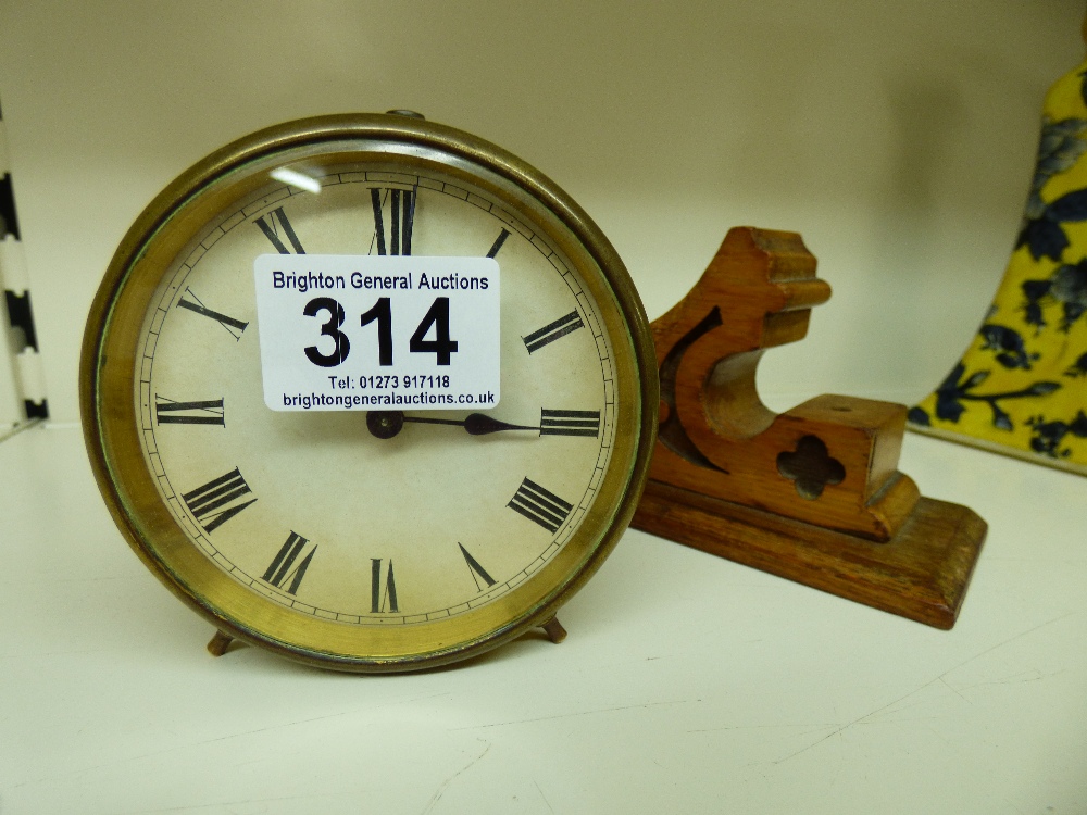 BRASS DRUM CASED CARRIAGE CLOCK MOUNTED ON A LATER OAK BASE - Image 3 of 4