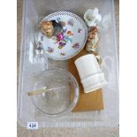 MIXED BOX OF GLASS & CERAMICS INCLUDING LEEDSWARE MUG WITH TWISTED HANDLE