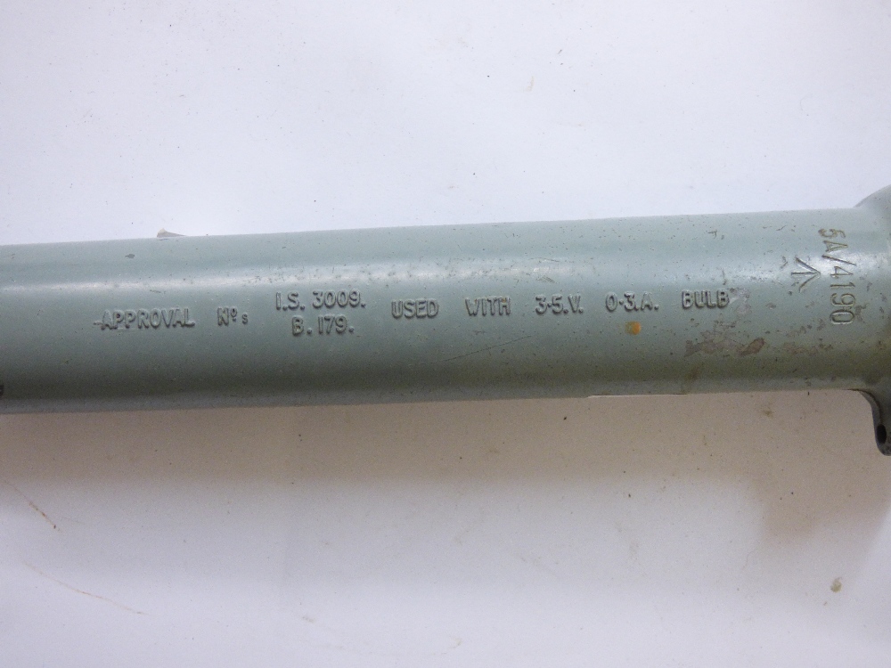 MILITARY TORCH, ODHAM & SON LTD. TYPE TD3A - Image 4 of 4