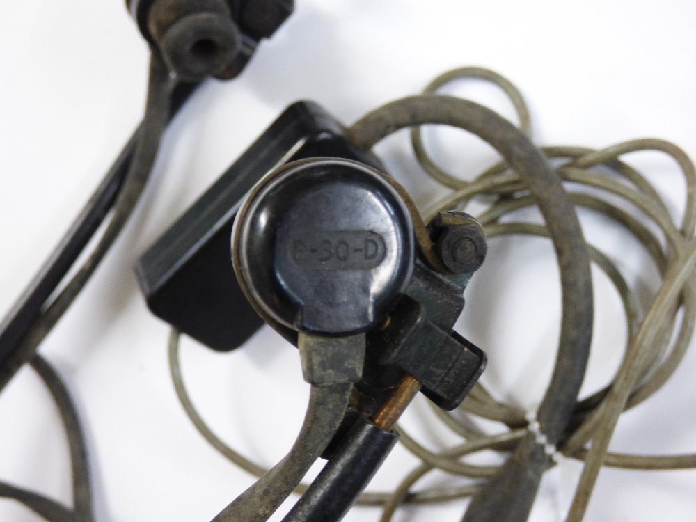 WW 2 USAF 3 X THROAT MICROPHONES & 1 HEADSET - Image 6 of 6