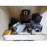 COLLECTION OF VINTAGE CAMERAS