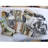 QUANTITY OF VINTAGE POSTCARDS AND PHOTOGRAPHS