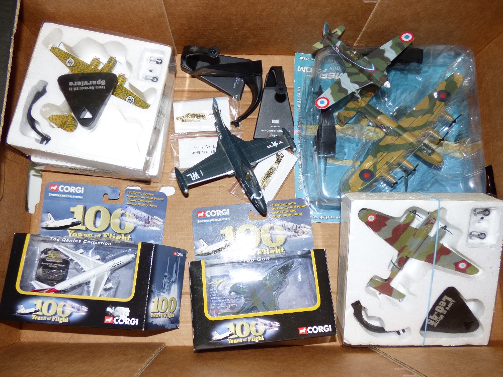 BOX OF CORGI AEROPLANE MODELS - Image 3 of 3