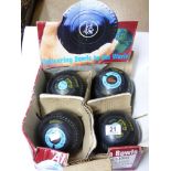 BOXED SET OF 4 ALMARK LAWN BOWLS