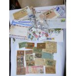 QUANTITY OF VINTAGE LETTERS & FOREIGN BANK NOTES