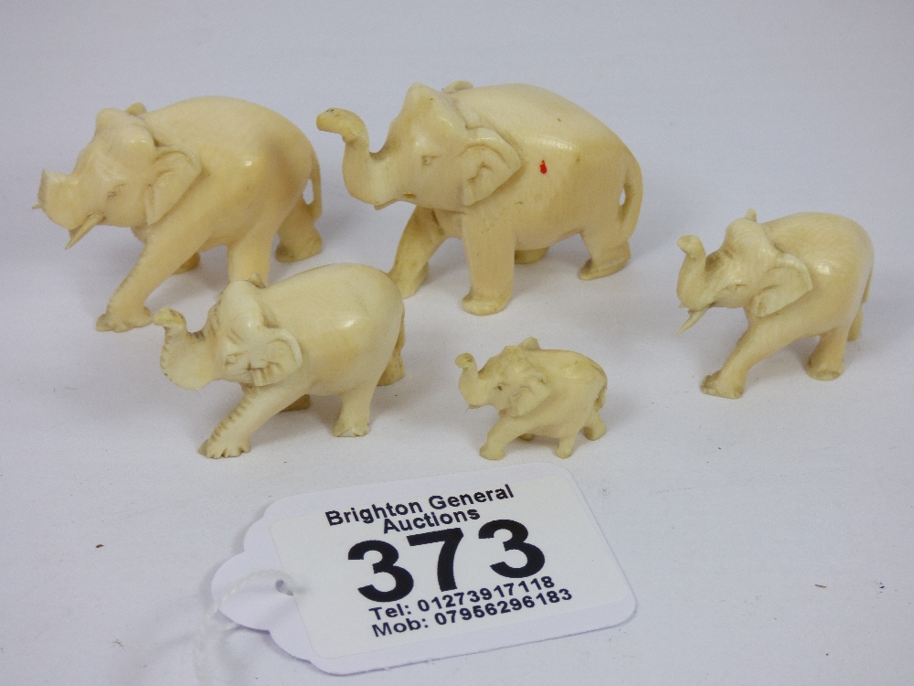 SET OF 5 GRADUATED IVORY ELEPHANTS CIRCA 1920s