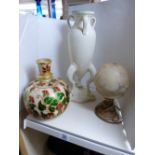 MIXED LOT INCLUDING A LAMP