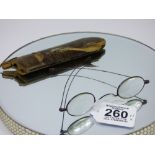 PAIR OF VINTAGE SPECTACLES & CASE