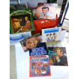 QUANTITY OF VINYL ALBUMS INCLUDING NOEL COWARD & TONY BENNETT