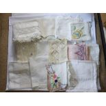 QUANTITY OF ASSORTED LINEN, SOME EMBROIDERED