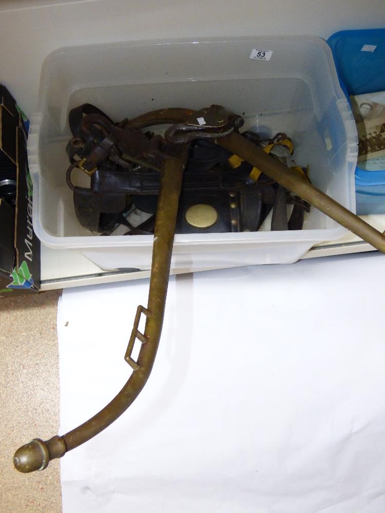 BOX OF VINTAGE HORSE EQUIPMENT, HAYNES & HARNESSES - Image 3 of 3