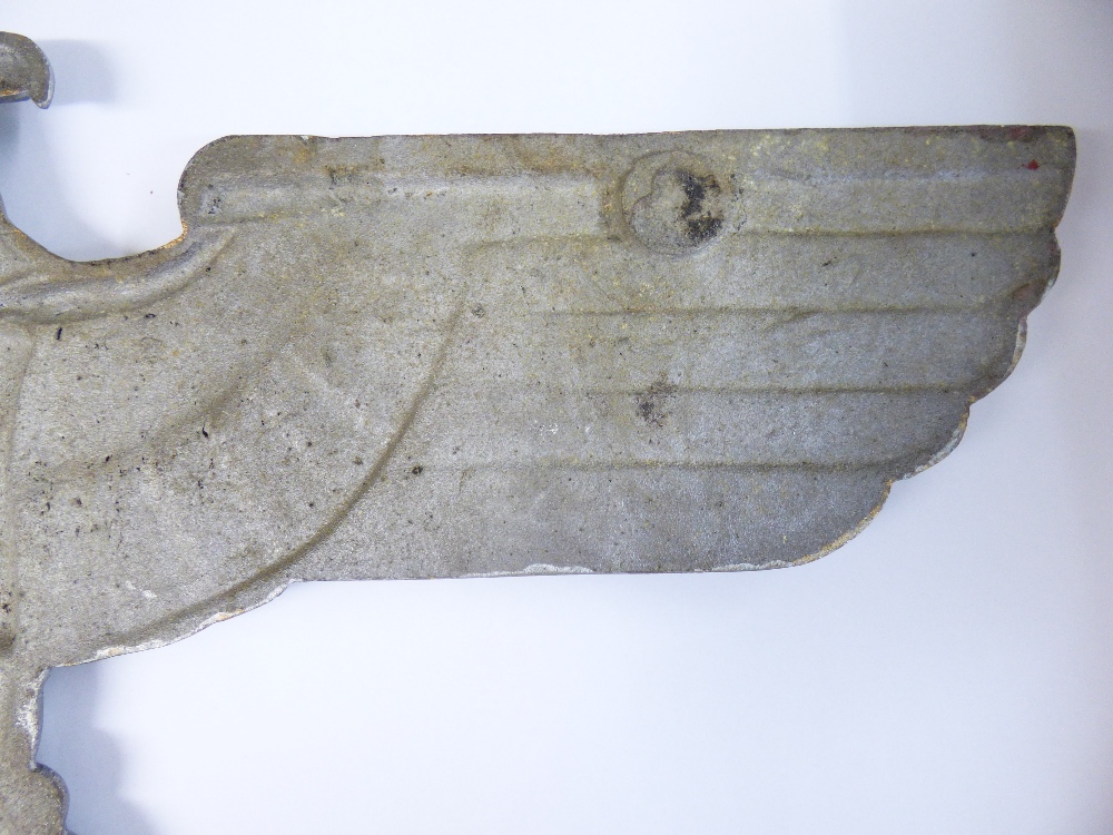 CAST ALUMINIUM NAZI EAGLE ABOVE A SWAZTIKA 34 X 62 CMS MARKED TO THE REAR GAL Mg Si. AP AG - Image 6 of 6