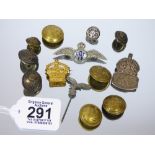 QUANTITY OF MILITARY BUTTONS & BADGES INCLUDING A SILVER RAF SWEETHEART BROOCH & A GERMAN WWII STICK