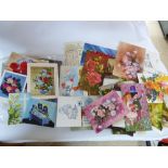 QUANTITY OF VINTAGE GREETING CARDS