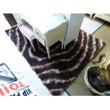 BROWN PATTERNED RUG 240 180 CMS