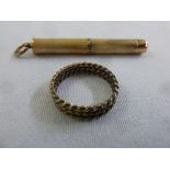 9ct yellow gold toothpick and rope twist ring, approx total weight 9.8g