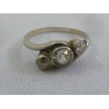 9ct white gold three stone diamond ring, approx total weight 2.7g