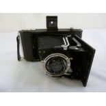 A Zeiss Ikon Nettar 515/2 bellows camera serial no H68424