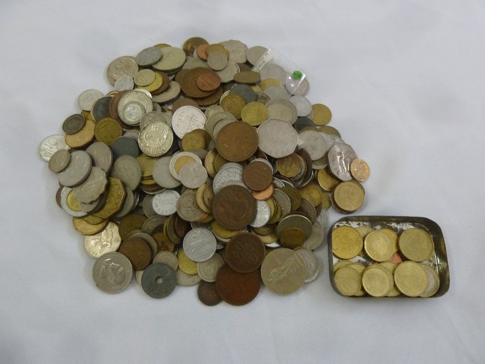 A quantity of mixed foreign coins