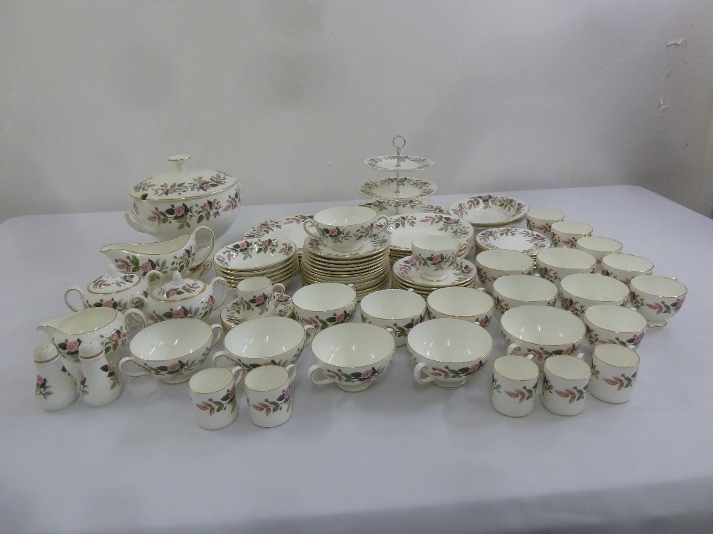 Wedgwood Hathaway Rose part dinner and tea service to include plates, bowls, serving dishes, sauce