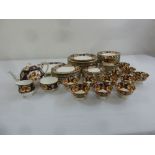 Royal Albert Heirloom pattern dinner and tea service to include plates, bowls, serving dishes,