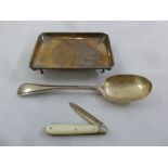 A silver pin tray, a silver and Mother of Pearl fruit knife and a silver spoon